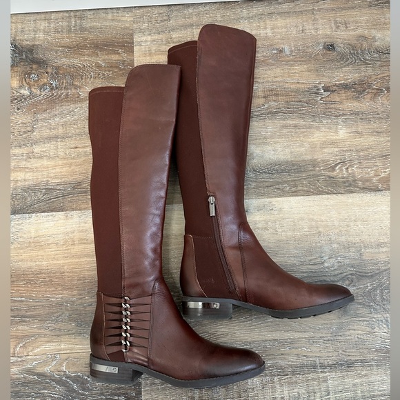 Vince Camuto Prolanda Chain Detail Block Heel Knee High Boots RED MAHOGANY Size7 - Picture 3 of 11